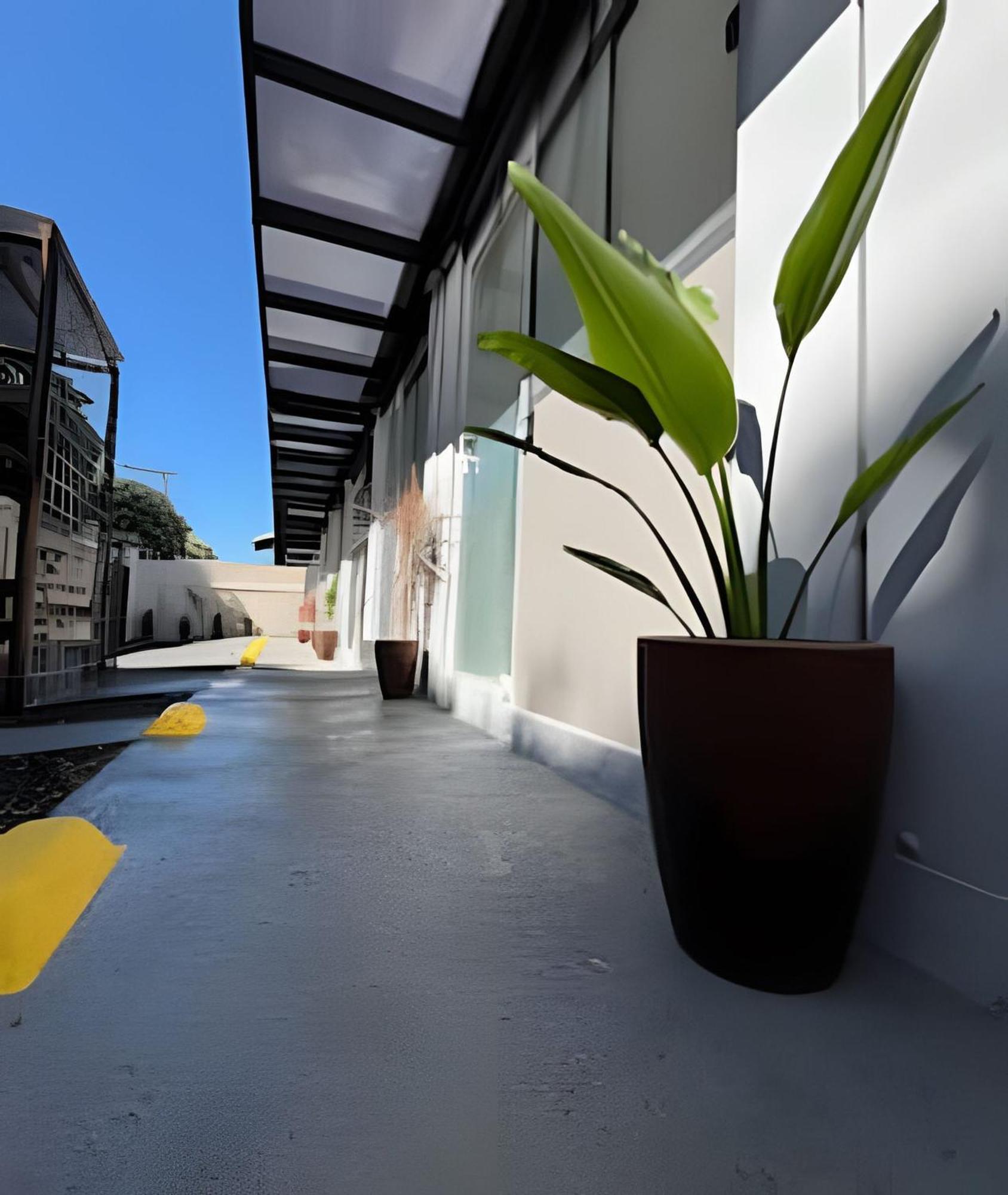 Ln Studios Uberlandia Luaran gambar