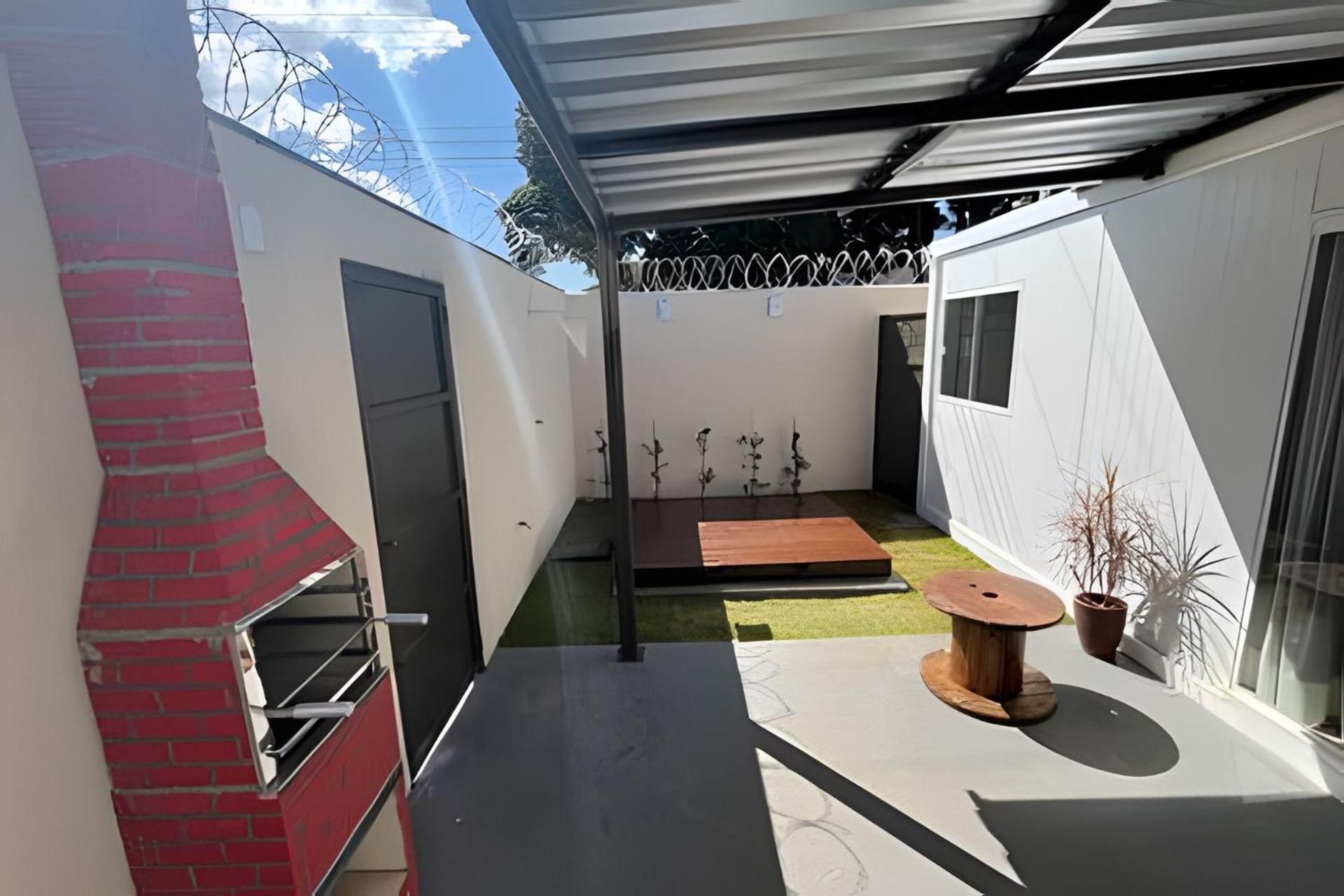 Ln Studios Uberlandia Luaran gambar