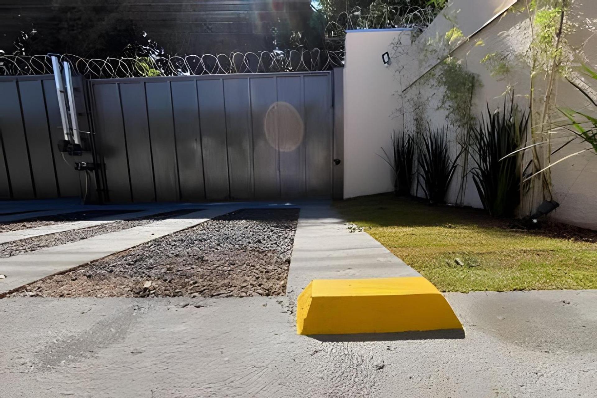 Ln Studios Uberlandia Luaran gambar
